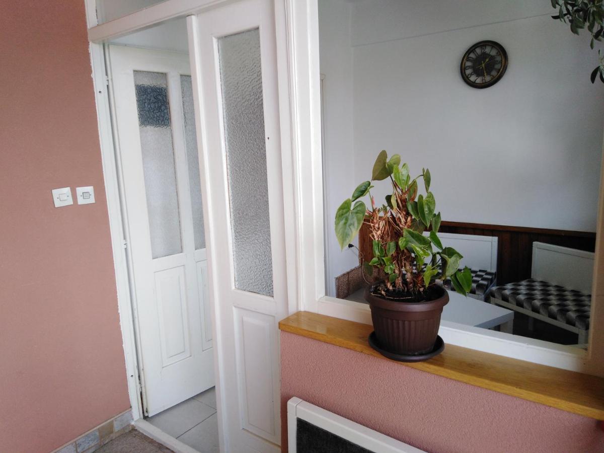 Mala Basta Apartment Баина Баща Екстериор снимка