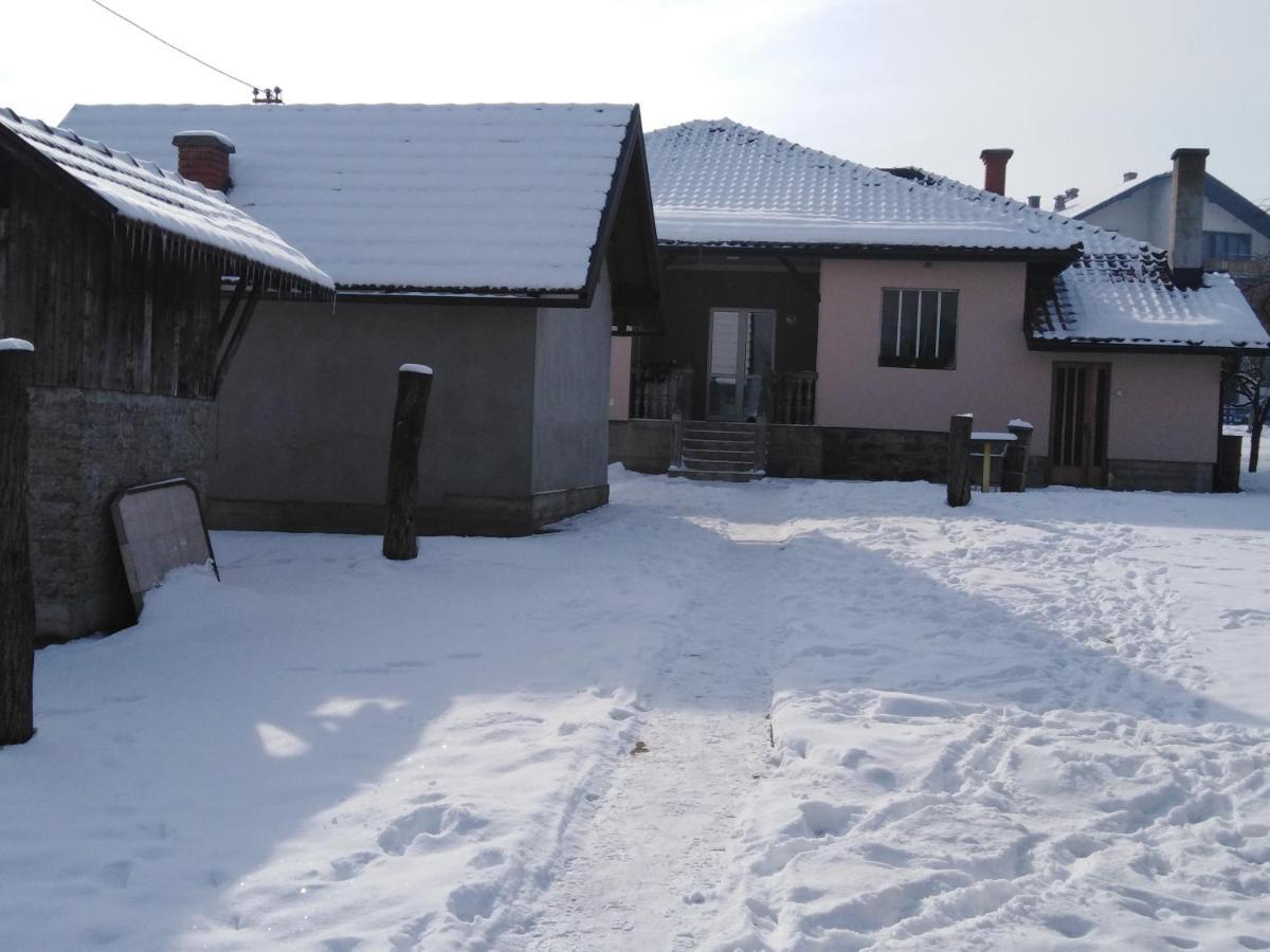 Mala Basta Apartment Баина Баща Екстериор снимка