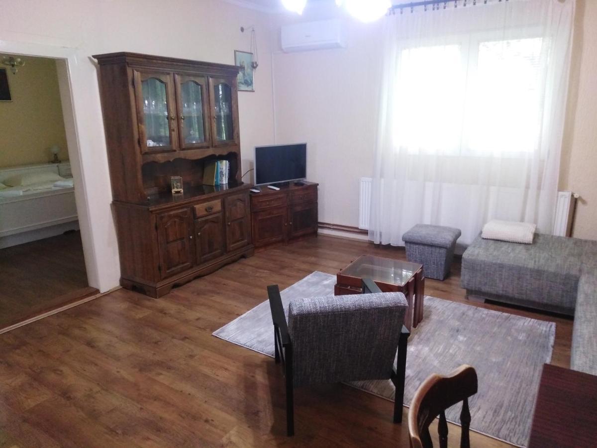 Mala Basta Apartment Баина Баща Екстериор снимка