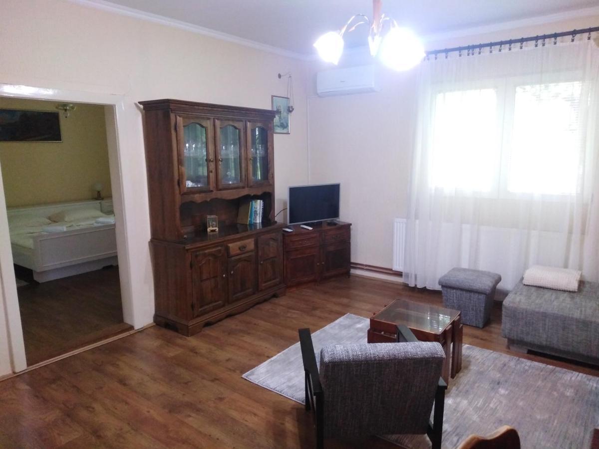 Mala Basta Apartment Баина Баща Екстериор снимка