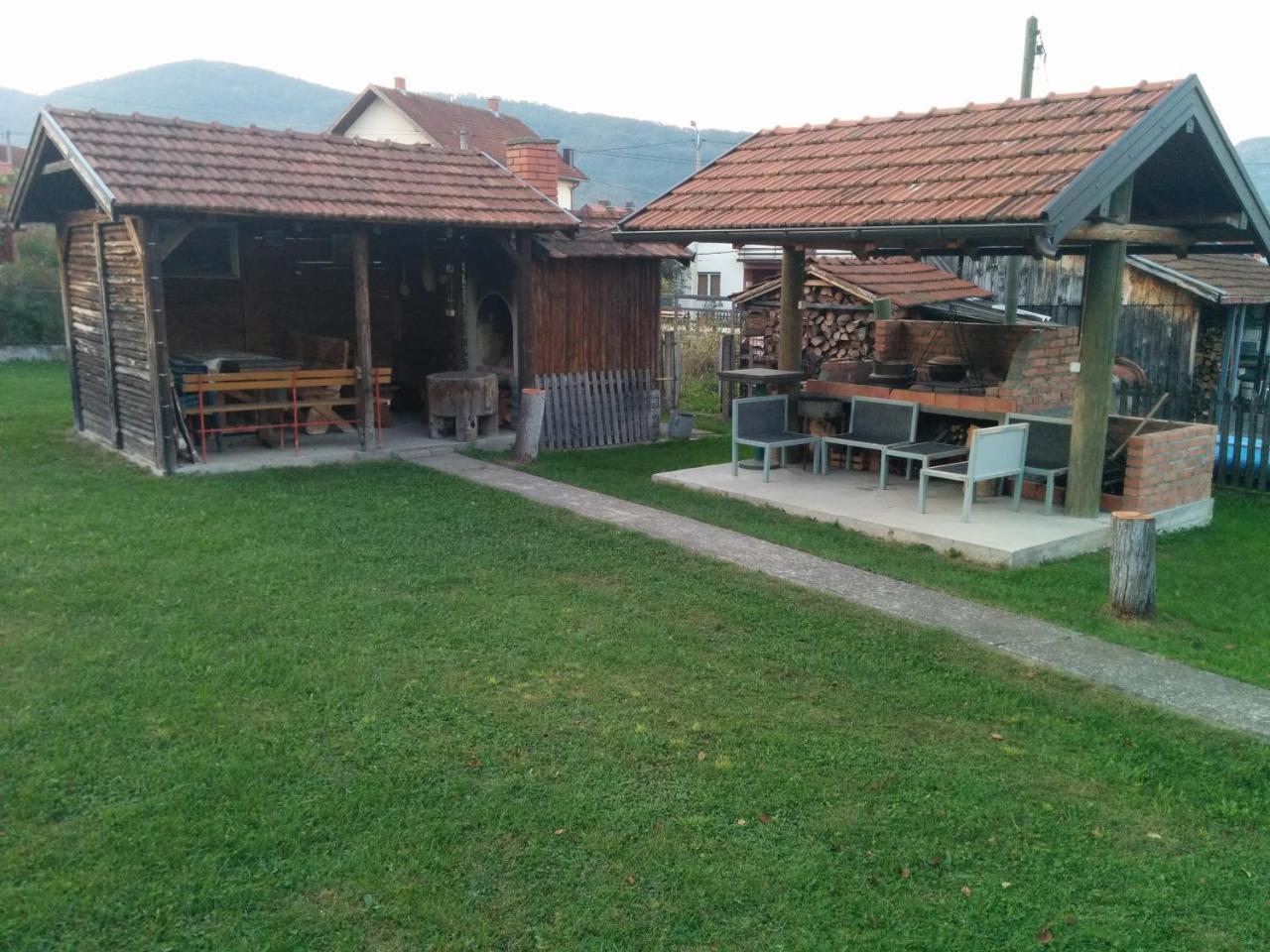 Mala Basta Apartment Баина Баща Екстериор снимка